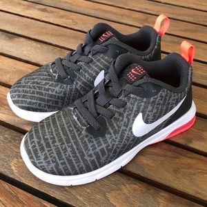 nike air max motion 2018